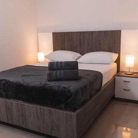 Hotel Boutique Bussines Center กาลี ภายนอก รูปภาพ